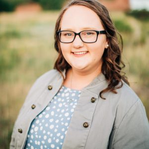 Headshot of Lauren Buisker